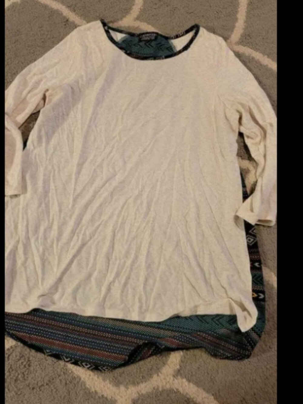 Womens size XL papermoon 3/4 sleeve top. See photo of back